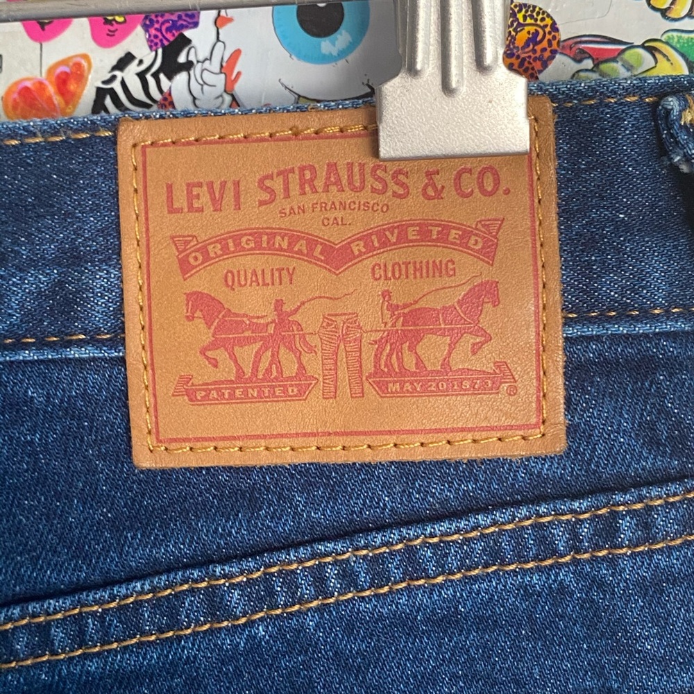 Levi’s Jeans - Picture 4 of 7
